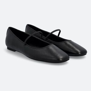 Violet‎ & Red Makcee Leather Flat